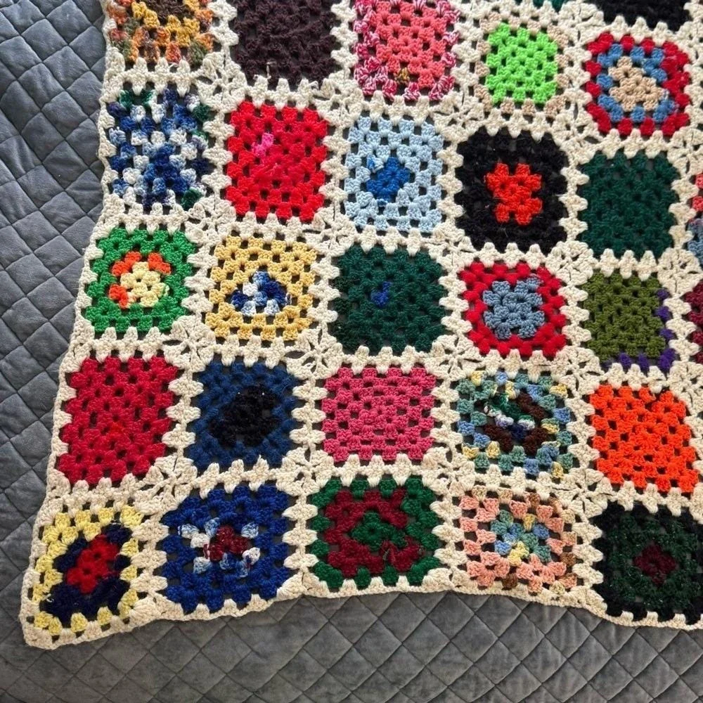 Handmade VTG Afghan Throw Crochet Granny Squares Colorful 55